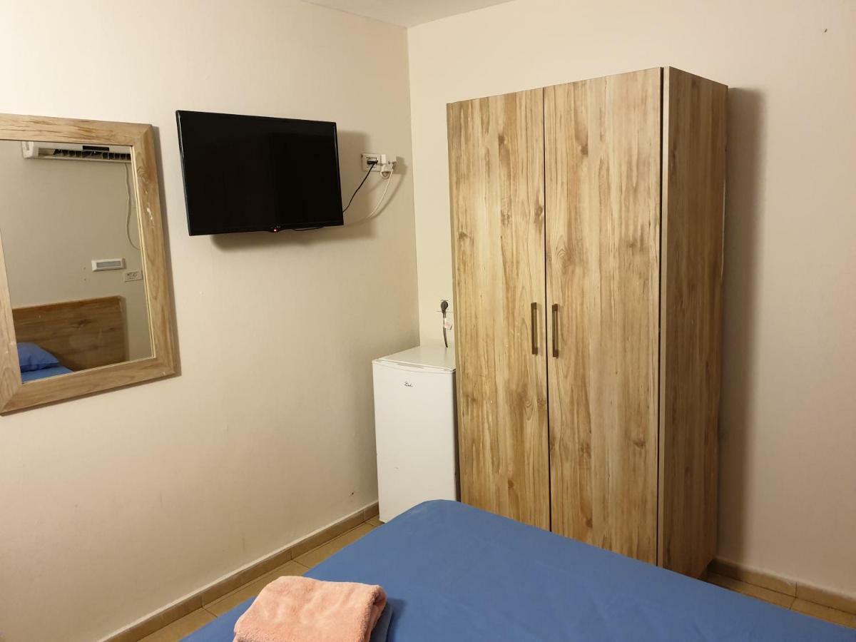 Bergik Hotel Tyberiada Zewnętrze zdjęcie